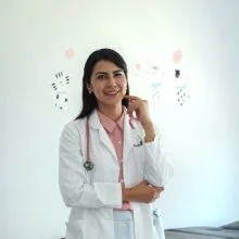 Foto de Dr. Elsa Yadira Savedra García, Pediatría en Aguascalientes