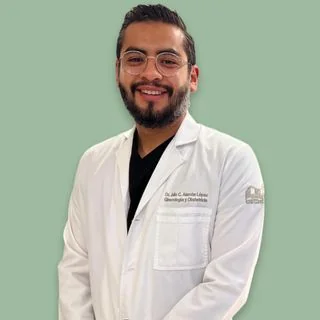 Foto de Dr. Julio César Alarcón López, Ginecología y Obstetricia en Aguascalientes
