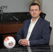 Foto de Dr. Victor Daniel Valdepeña López Velarde, Oftalmología en Aguascalientes