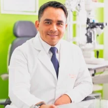 Foto de Dr. Iván Velasco Fuentes, Oftalmología en Ensenada