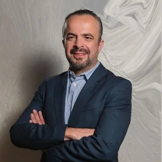 Foto de Dr. Marnes Molina Torres, Urología en Mexicali