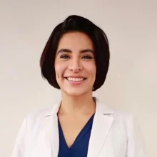 Foto de Dr. Metztli Linette Gómez Espinoza, Ortopedia y Traumatología en Ensenada