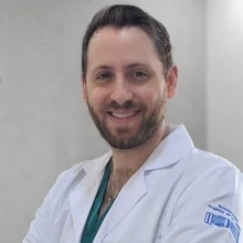 Foto de Dr. Alberto Guakil Haber, Otorrinolaringología en Ciudad de México