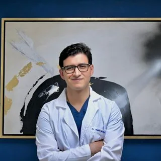 Foto de Dr. Alberto Robles Méndez Hernández, Cirugía General en Juárez