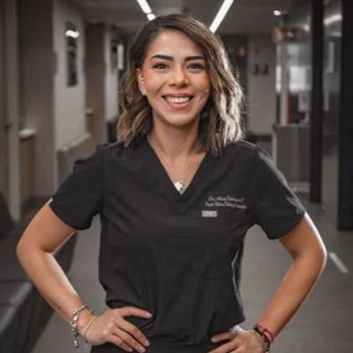 Foto de Dr. Andrea Embarcadero Becerra, Cirugía Plástica y Reconstructiva en Ciudad de México