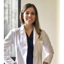 Foto de Dr. Ángela Valenzuela Siqueiros, Otorrinolaringología en Ciudad de México