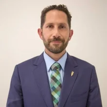 Foto de Dr. Antonio Cisneros Fuentes, Ortopedia y Traumatología en Juárez