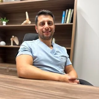 Foto de Dr. Felipe Roberto Niño Sarmiento, Ortopedia y Traumatología en Ciudad de México