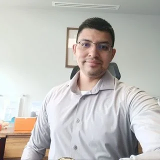 Foto de Dr. Fernando Montero Reyes 2, Neumología en Ciudad de México