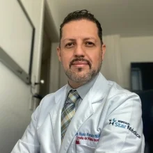 Foto de Dr. Hugo Paredes Núñez, Cirugía General en Ciudad de México