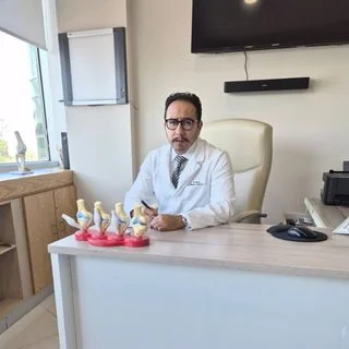 Foto de Dr. José Antonio Villanueva Villanueva, Ortopedia y Traumatología en Ciudad de México