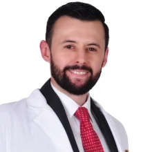 Foto de Dr. Julio César Alarcón Ortiz, Otorrinolaringología en Ciudad de México