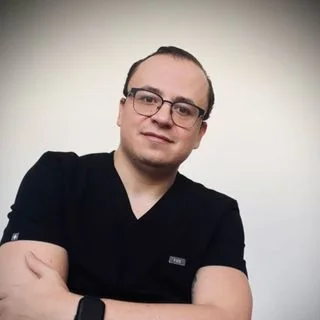 Foto de Dr. Raul Zenteno Langle, Nefrología en Ciudad de México