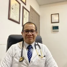 Foto de Dr. Roberto Flores Suárez, Medicina Interna en Ciudad de México