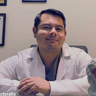 Foto de Dr. Adalberto Martínez Rivera, Reumatología en Tuxtla Gutiérrez