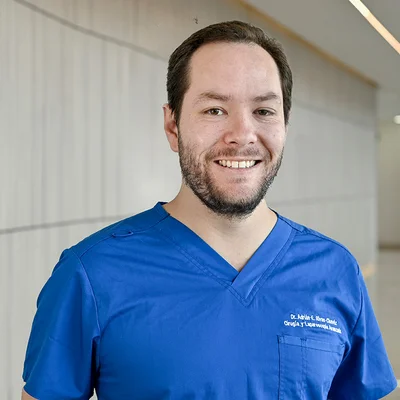 Foto de Dr. Adrian Eugenio Rivas Chávez, Cirugía General en Juárez