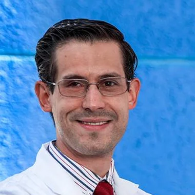 Foto de Dr. Aldo García Hernández, Nefrología en Juárez