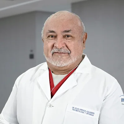 Foto de Dr. Alejandro Islas Arriaga, Ortopedia y Traumatología en Juárez