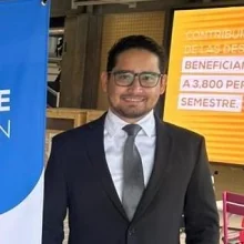 Foto de Dr. Alfonso Salvador López Rodríguez, Ortopedia y Traumatología en Chihuahua