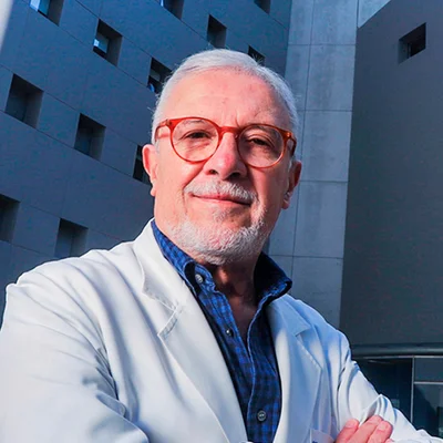 Foto de Dr. Alfredo Luengas Haro, Coloproctología en Juárez