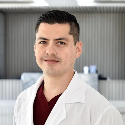 Foto de Dr. Armando Javier Azuara Turrubiates, Cirugía General, Oncología Médica en Juárez