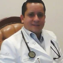 Foto de Dr. César Enrique Tinoco Ronquillo, Medicina Interna en Chihuahua