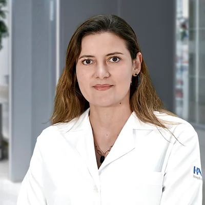 Foto de Dr. Cristina Poulis Cruz, Ginecología y Obstetricia en Juárez