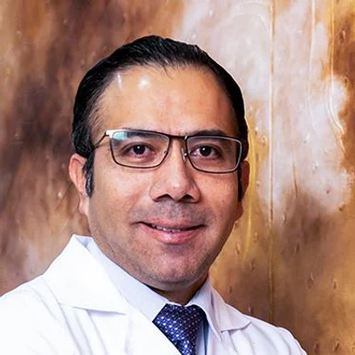 Foto de Dr. Edgar Turrubiates Lucero, Ortopedia y Traumatología en Juárez
