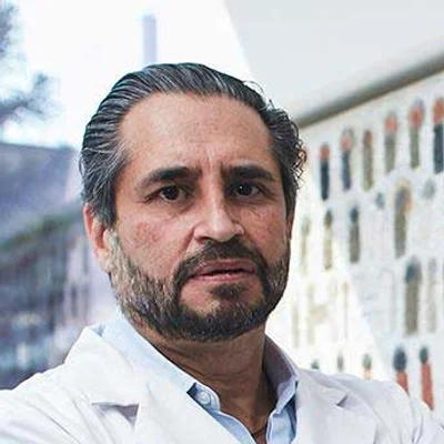 Foto de Dr. Eduardo Villanueva Sáenz, Coloproctología en Ciudad de México