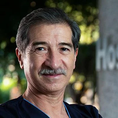 Foto de Dr. EVERTH MERIDA HERRERA, Ortopedia y Traumatología en Juárez