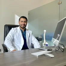 Foto de Dr. Gonzalo Hernández Guízar, Ortopedia y Traumatología en Chihuahua