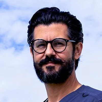 Foto de Dr. Jesús Gallarzo Ramírez, Ortopedia y Traumatología en Juárez