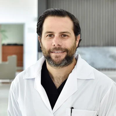 Foto de Dr. José Gerardo Sierra Sosa, Urología en Juárez