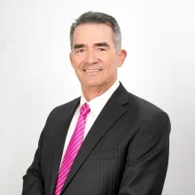 Foto de Dr. José Santos Valenzuela Félix, Oftalmología en Chihuahua