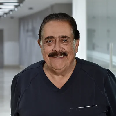 Foto de Dr. Luis Alberto Macías Fernández, Otorrinolaringología en Juárez