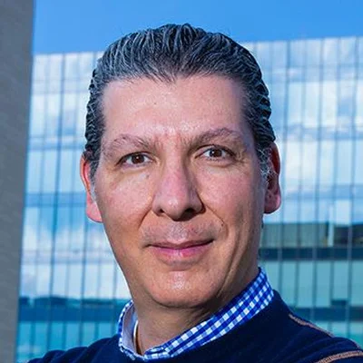 Foto de Dr. Mauricio Turati Acosta, Oftalmología en Juárez