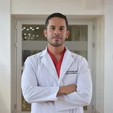 Foto de Dr. Oscar de Jesús Pérez González, Ortopedia y Traumatología en Chihuahua