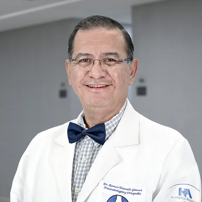 Foto de Dr. Romeo Tecualt Gómez, Ortopedia y Traumatología en Juárez