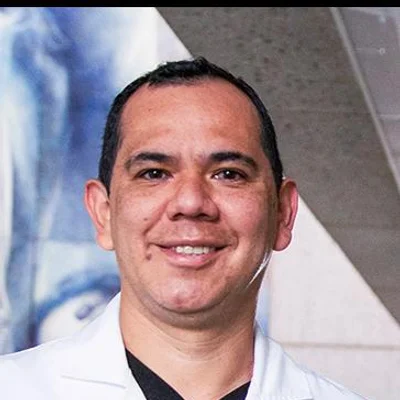Foto de Dr. Victor Manuel Fernández Ruiz, Cirugía Pediátrica, Ortopedia y Traumatología en Juárez