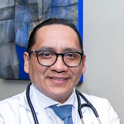 Foto de Dr. Victor Nazario Romero Moreno, Medicina Interna en Juárez