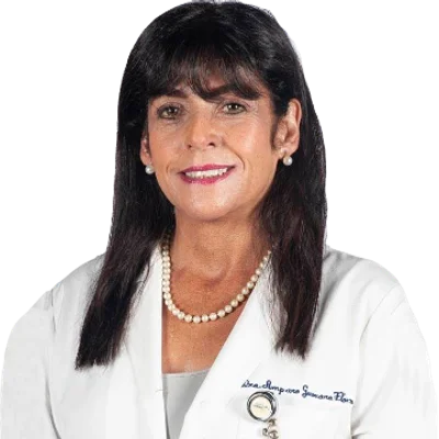 Foto de Dr. Amparo Guevara Flores, Dermatología en Ciudad de México