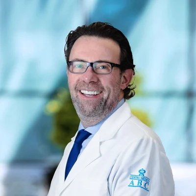 Foto de Dr. Jacobo Kelber Berger, Nefrología en Juárez