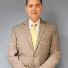 Foto de Dr. Alejandro González Nogueira, Otorrinolaringología en Torreón