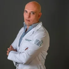 Foto de Dr. Antonio Garcia Mayagoitia, Neurocirugía en Saltillo