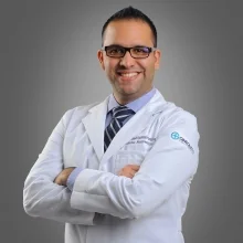 Foto de Dr. Armando Quiñones Mendoza, Ginecología y Obstetricia en Torreón