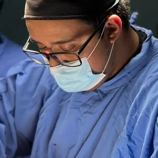 Foto de Dr. David Alejandro Cruz Flores, Ortopedia y Traumatología en Torreón