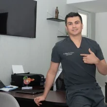 Foto de Dr. Emiliano De la Torre Pacheco, Cirugía General en Torreón