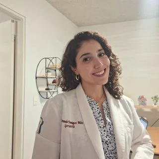 Foto de Dr. María Fernanda Domínguez Valdez Médico general, Geriatría en Torreón
