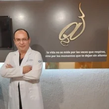 Foto de Dr. Antonio E Cruz Martínez, Ginecología y Obstetricia en Irapuato