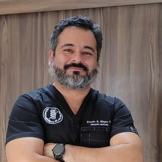 Foto de Dr. Ernesto Antonio Aboytes Velázquez, Urología en Celaya